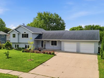 1667 Knights Dr