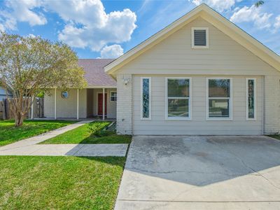 3430 Meadow Head Dr