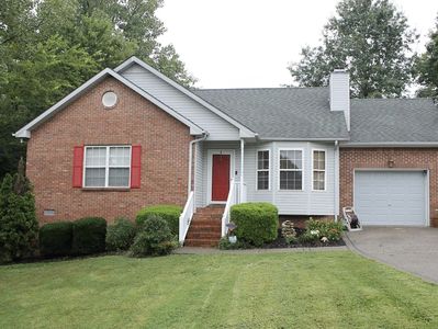 Property at 132 Cimmaron Dr, Millersville, TN