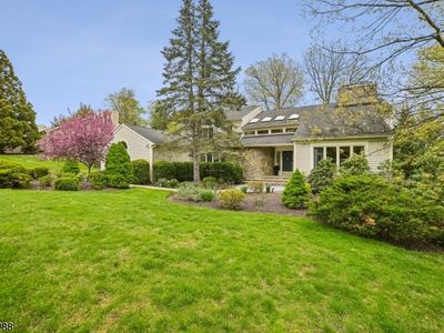 11 Hawthorne Ct