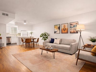 2122 Hancock Dr APT 110