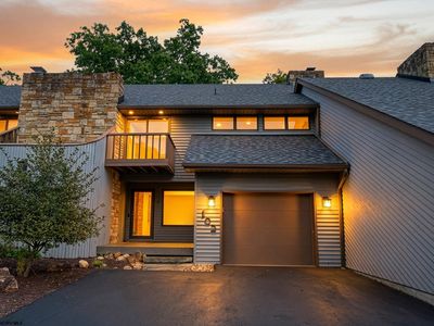102 Lakeview Dr