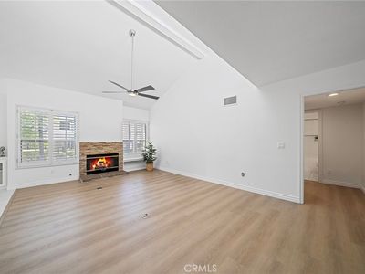 4277 Las Virgenes Rd