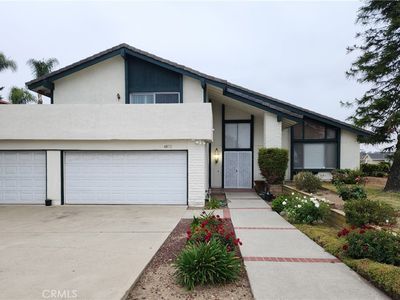 4872 Emerald Ave