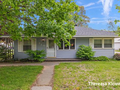 710 S Quarterline Rd