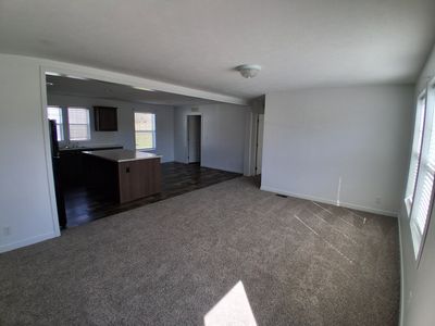 17311 E Us Highway 40 #B52