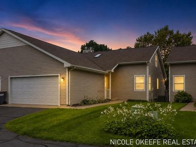 432 River Island Dr