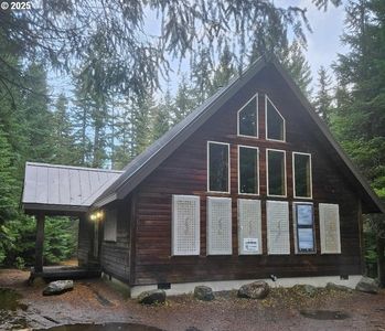 10675 Cooper Spur Rd