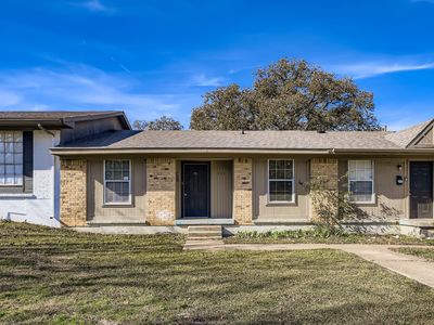 Property at 233 Creek Cove Dr, Dallas, TX