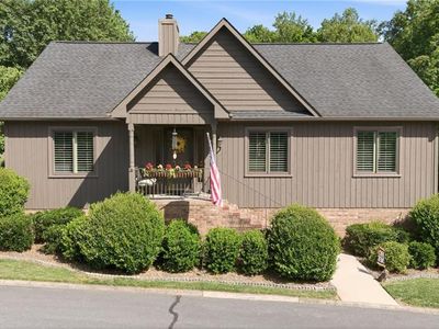 601 Ridgehaven Dr