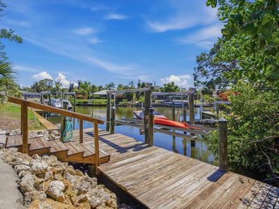1231 BAYSHORE DRIVE