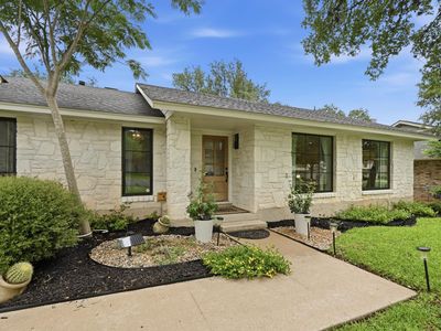 4175 Travis Country Cir