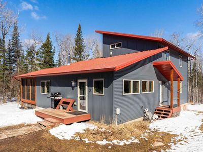 851 Forest Heights Rd