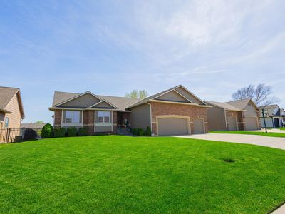 4005 N Lake Ridge Ct