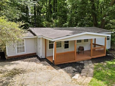 Property at 866 Wells Cir SE, Smyrna, GA