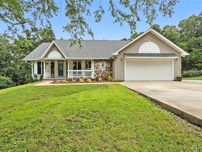 190 Whispering Pines Est