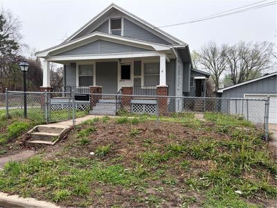 3200 Freeman Ave