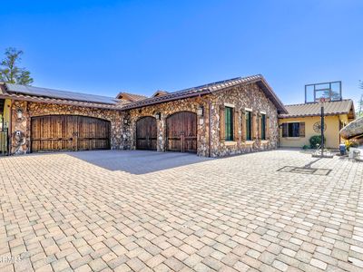 1229 SIERRY PEAKS Drive
