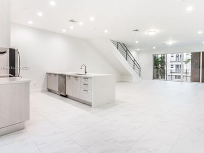 1044 NE 18th Ave #201