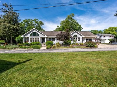 836 N Cedar Dr