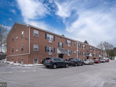 1 Radnor Dr APT F4