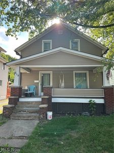 219 N Ella St