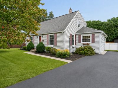 26 Millbury Ave