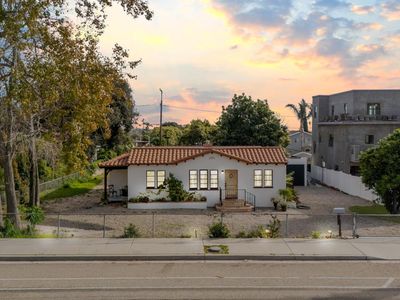 3880 Loma Vista Rd