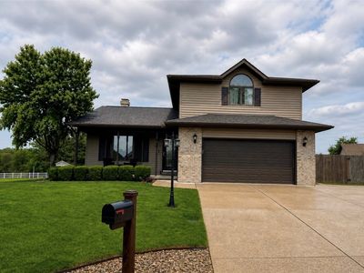 6825 Sherry Ct