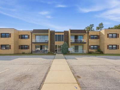 18320 Cherry Creek Dr APT 8