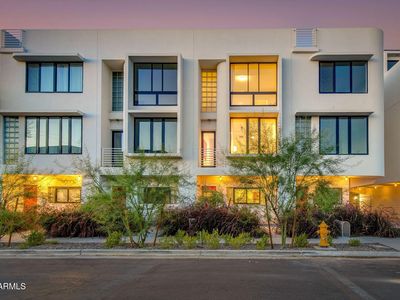 312 E Windsor Ave #2