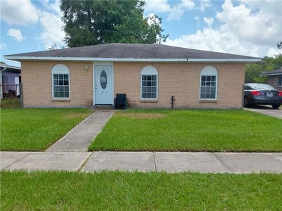 2113 W Christie Dr
