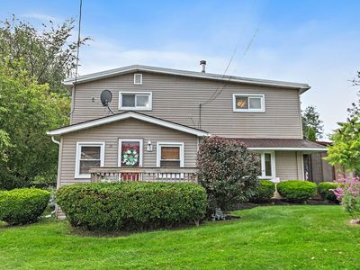 38 Elm Ave