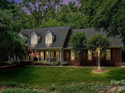 6128 Lake Providence Ln