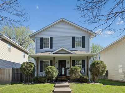 281 Winifred St E