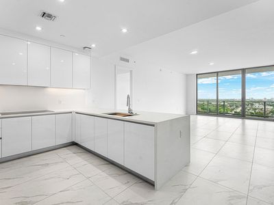 220 Lake Shore Drive #1613