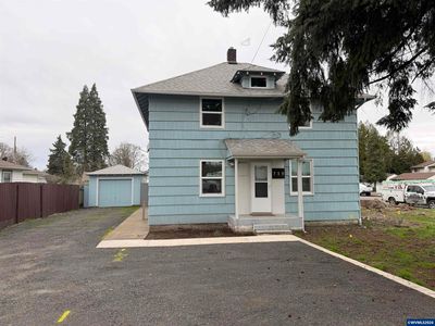 710 Airport Rd SE
