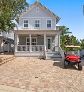33 Emerald Beach Way