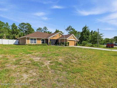 Property at 12270 House Finch Rd, Weeki Wachee, FL
