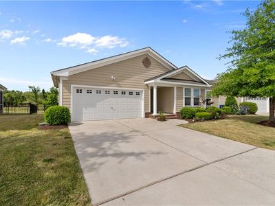 5042 Kings Grant Cir