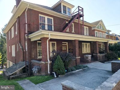 807 Bedford St