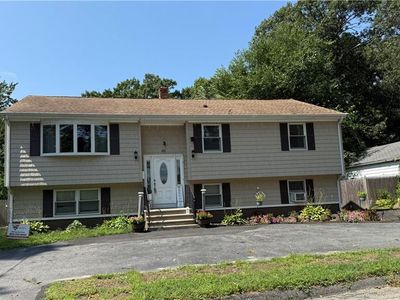 85 Hemlock Ave