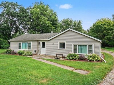 1375 S Poseyville Rd