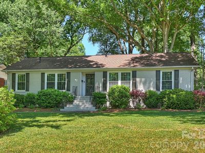 2215 Shadyview Dr
