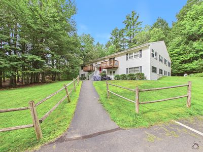 20 Fairbanks Street #3