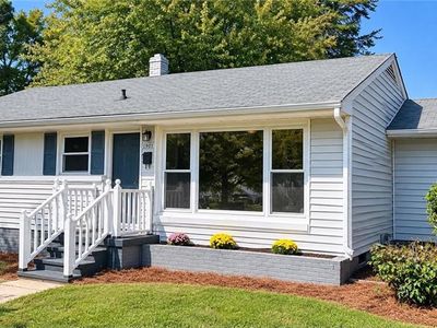 1901 Lynnwood Dr