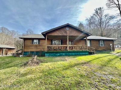 6225 W Norton Rd