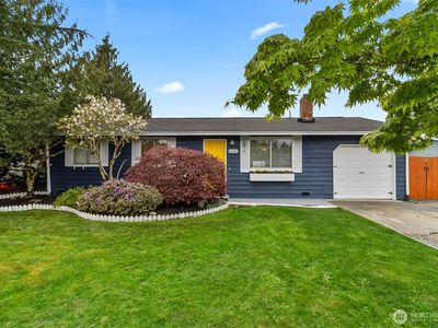 6600 66th Drive NE