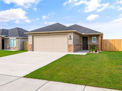 Property at 2525 E Foxbury St, Siloam Springs, AR