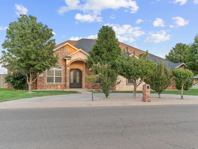 3801 Woodlark Rd